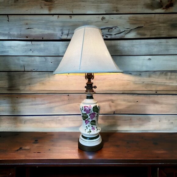 Vintage Leviton Ceramic Floral Hand Painted Table Lamp